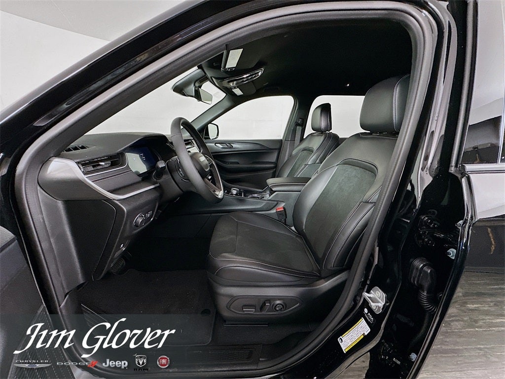 2025 Jeep Grand Cherokee L GRAND CHEROKEE L ALTITUDE 4X2