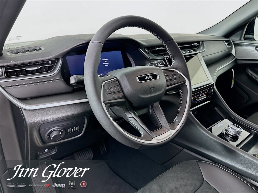 2025 Jeep Grand Cherokee L GRAND CHEROKEE L ALTITUDE 4X2