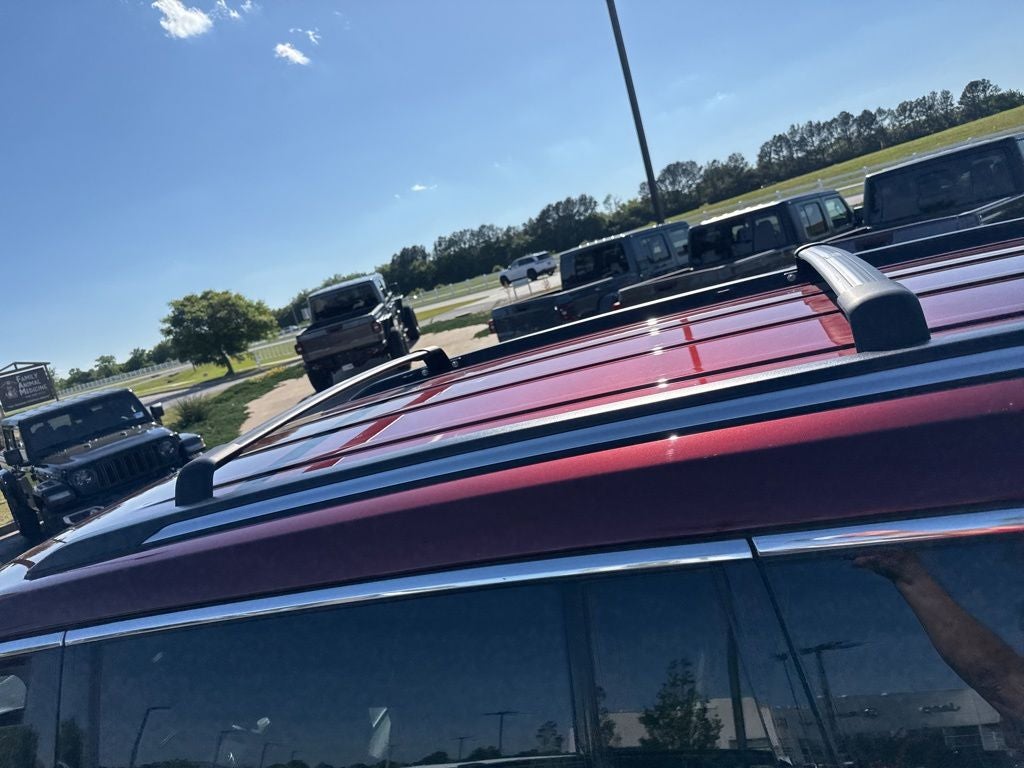 2021 Jeep Grand Cherokee L Laredo 4x4