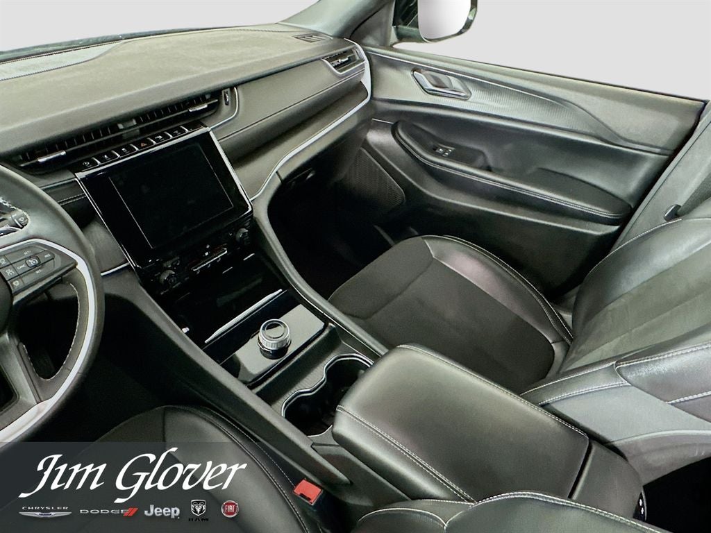 2024 Jeep Grand Cherokee L Altitude 4x4