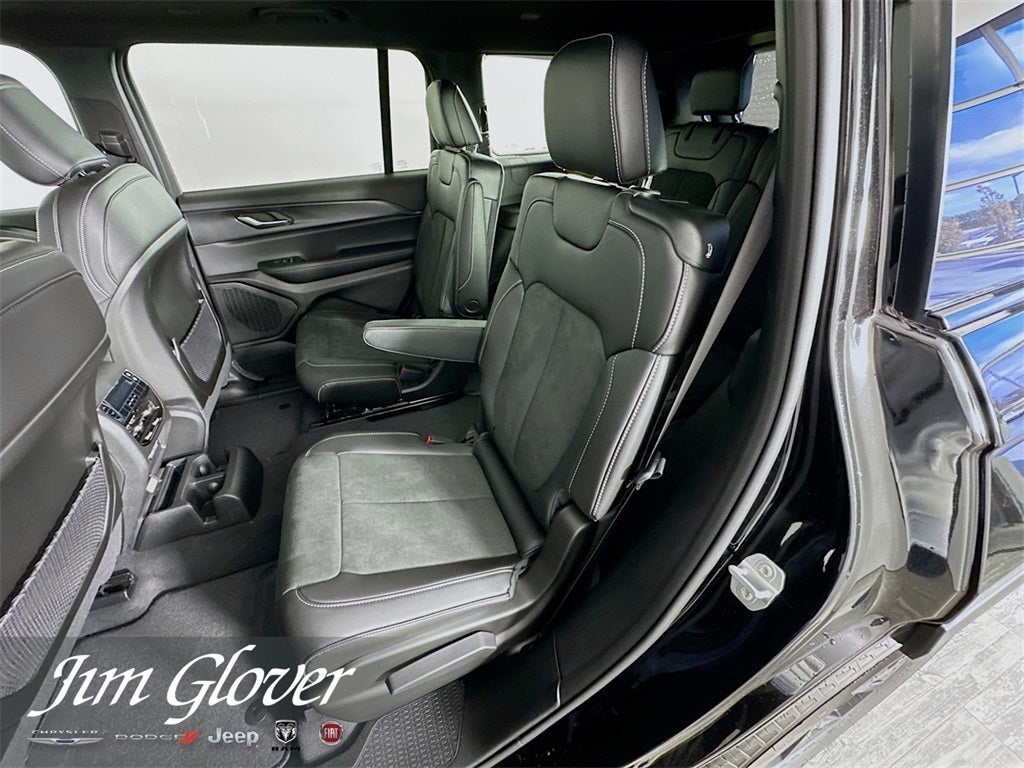 2025 Jeep Grand Cherokee L GRAND CHEROKEE L ALTITUDE X 4X4