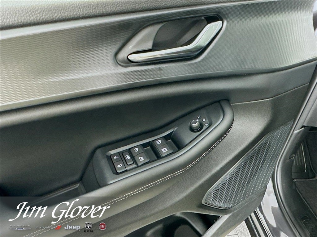 2025 Jeep Grand Cherokee L GRAND CHEROKEE L ALTITUDE 4X4