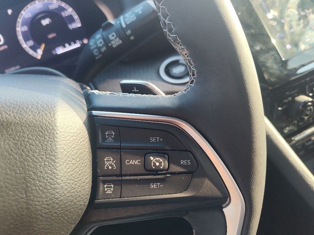 2023 Jeep Grand Cherokee L Altitude 4x4