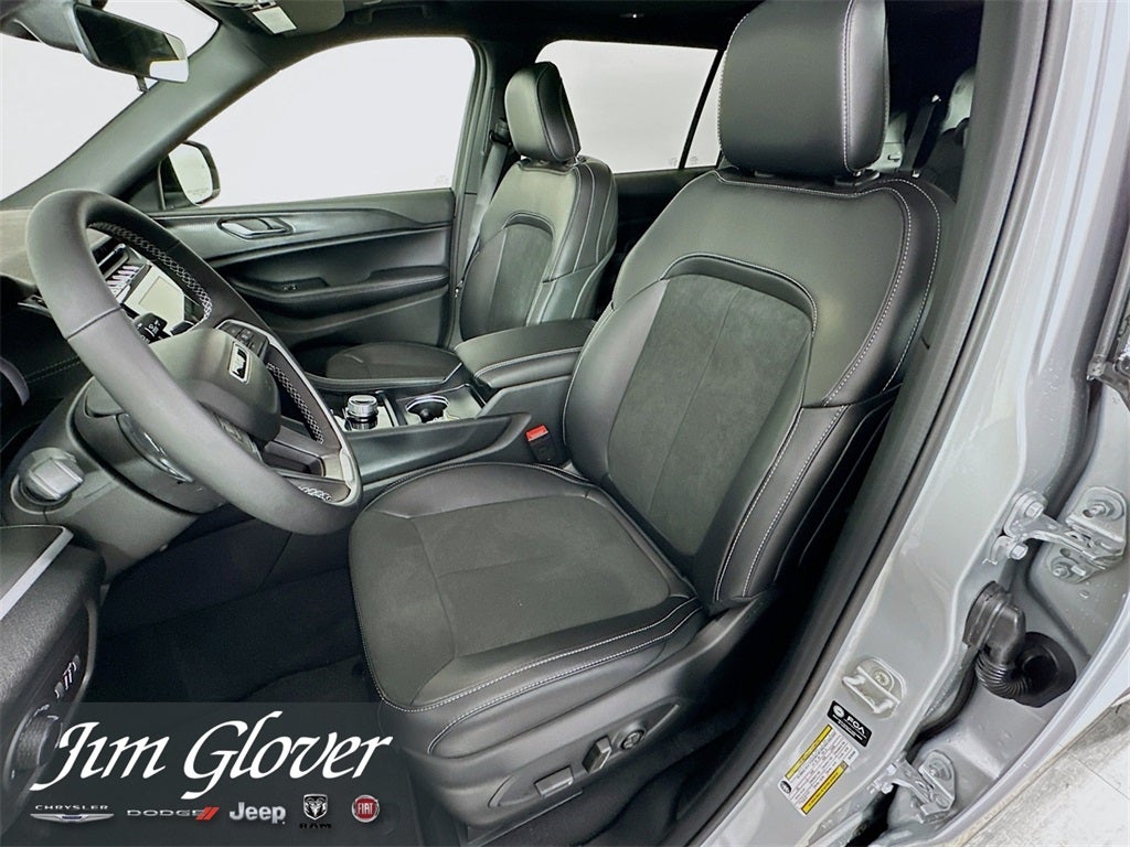 2025 Jeep Grand Cherokee L GRAND CHEROKEE L ALTITUDE X 4X4