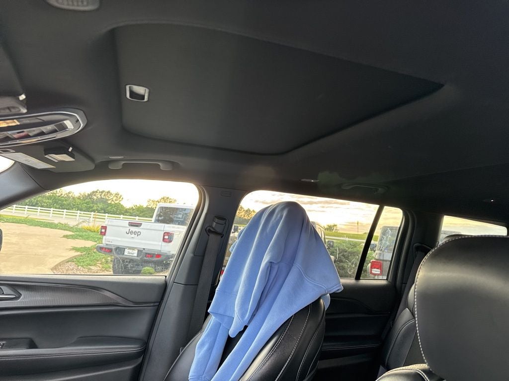 2024 Jeep Grand Cherokee L Altitude X 4x4