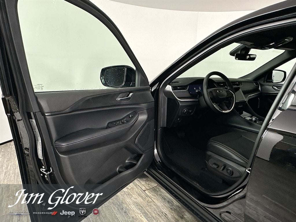 2025 Jeep Grand Cherokee L GRAND CHEROKEE L ALTITUDE 4X4