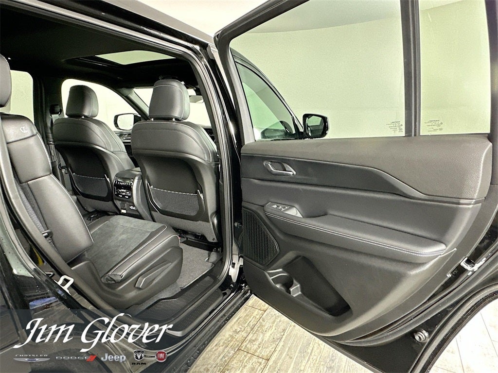 2025 Jeep Grand Cherokee L GRAND CHEROKEE L ALTITUDE X 4X4