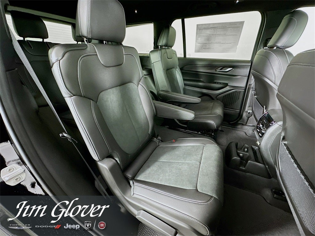 2025 Jeep Grand Cherokee L GRAND CHEROKEE L ALTITUDE X 4X4