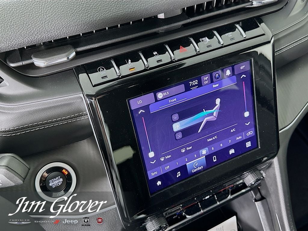 2026 Jeep Grand Cherokee L GRAND CHEROKEE L LAREDO 4X4