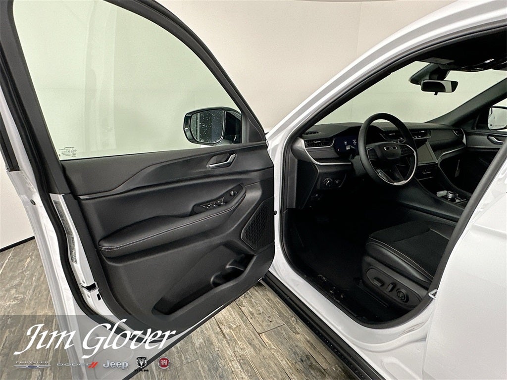 2025 Jeep Grand Cherokee L GRAND CHEROKEE L ALTITUDE X 4X4