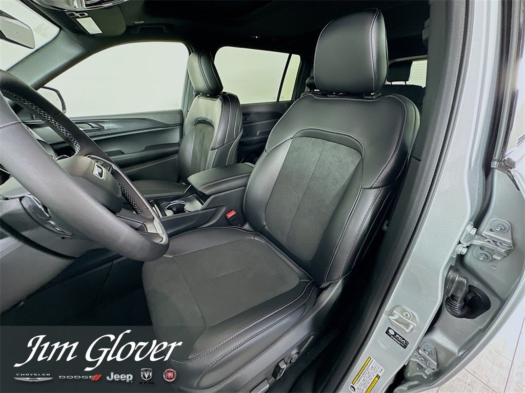 2025 Jeep Grand Cherokee L GRAND CHEROKEE L ALTITUDE X 4X4