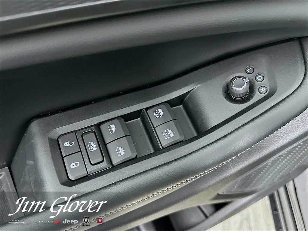 2025 Jeep Grand Cherokee L GRAND CHEROKEE L ALTITUDE 4X4