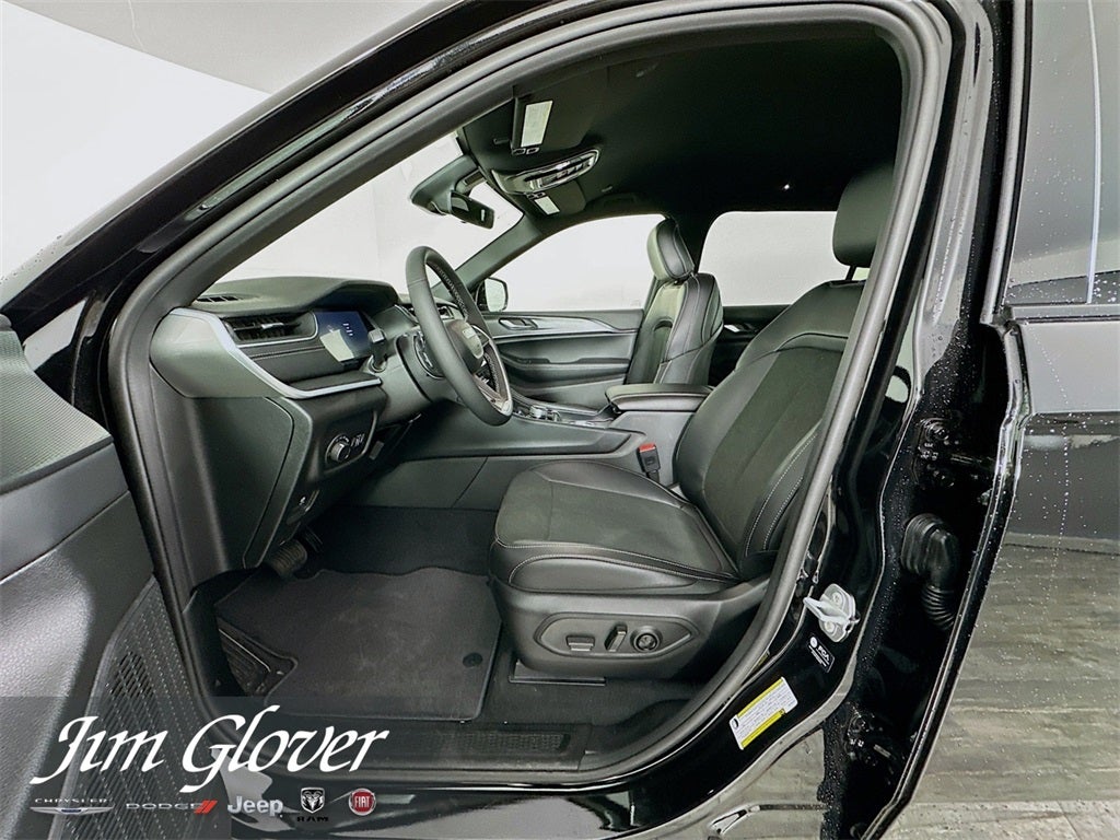 2025 Jeep Grand Cherokee L GRAND CHEROKEE L ALTITUDE 4X4