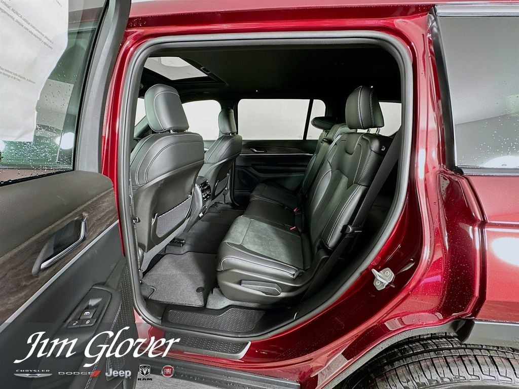 2026 Jeep Grand Cherokee L GRAND CHEROKEE L LAREDO ALTITUDE 4X4