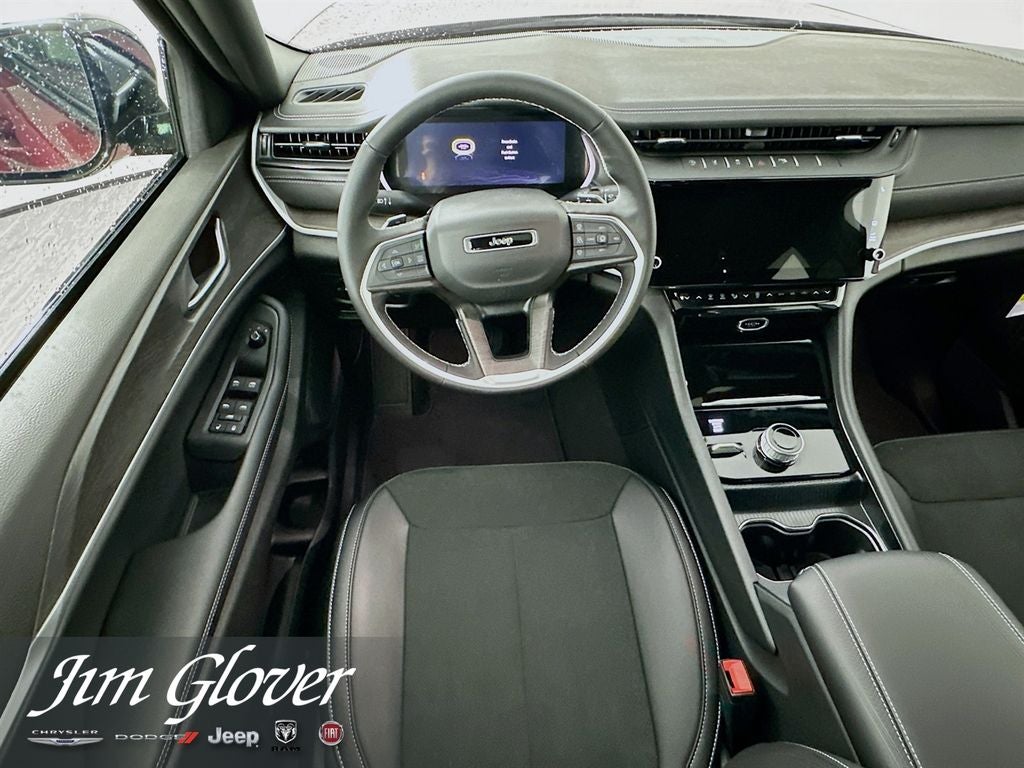 2026 Jeep Grand Cherokee L GRAND CHEROKEE L LAREDO ALTITUDE 4X4