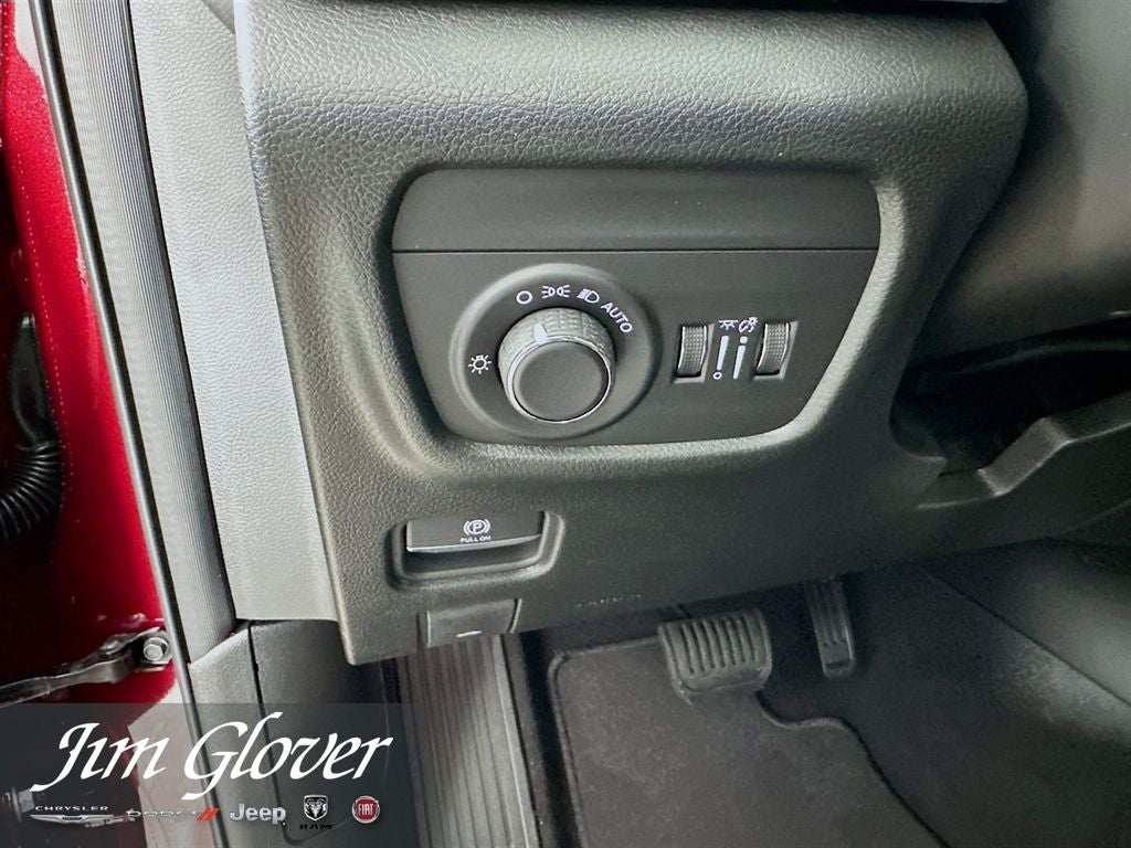 2026 Jeep Grand Cherokee L GRAND CHEROKEE L LAREDO ALTITUDE 4X4