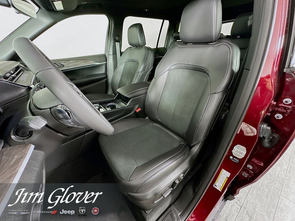 2026 Jeep Grand Cherokee L GRAND CHEROKEE L LAREDO ALTITUDE 4X4