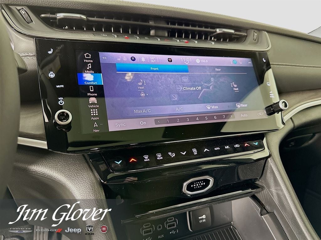 2026 Jeep Grand Cherokee L GRAND CHEROKEE L LAREDO ALTITUDE 4X4