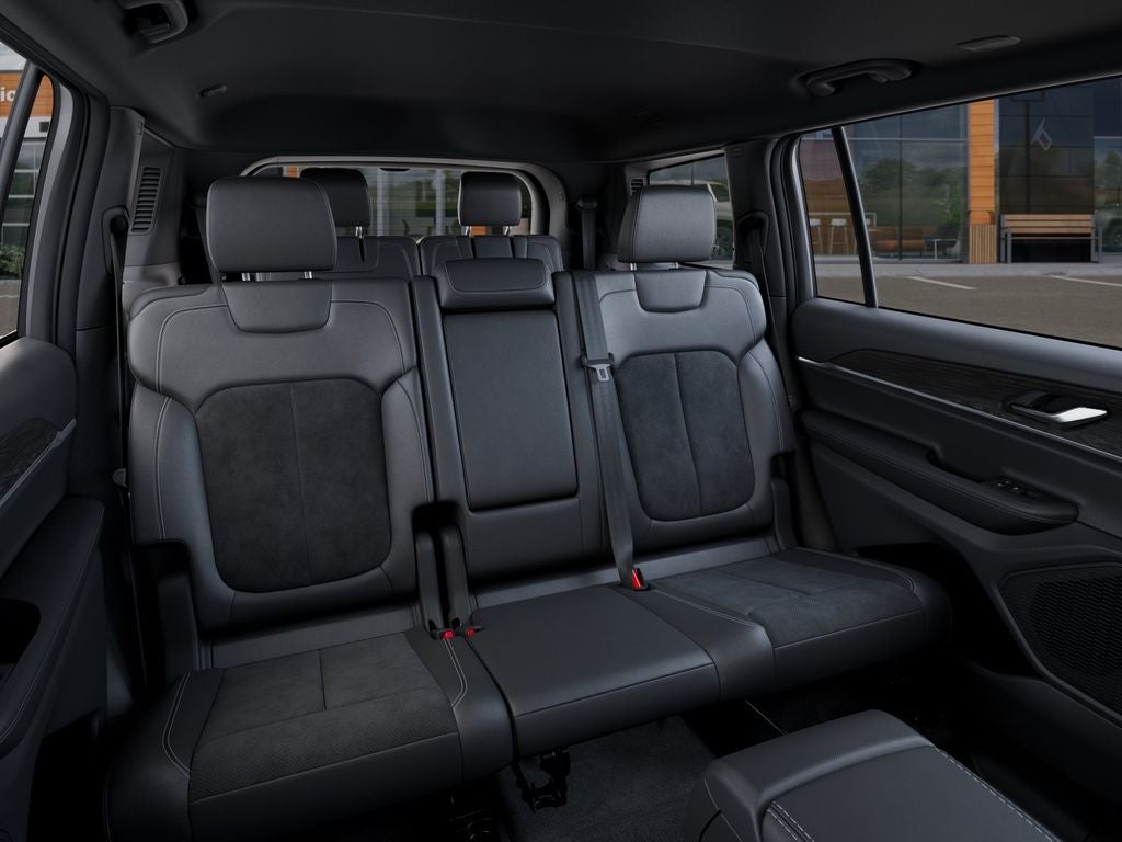 2026 Jeep Grand Cherokee L GRAND CHEROKEE L LAREDO ALTITUDE 4X4
