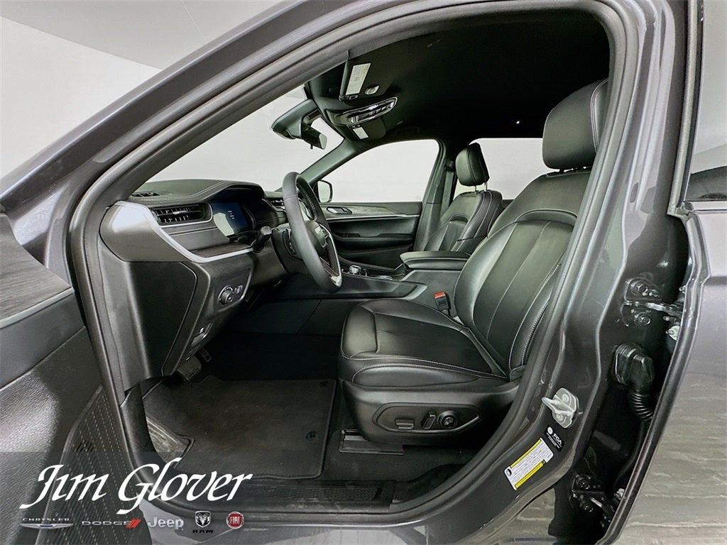 2025 Jeep Grand Cherokee L Limited 4x4