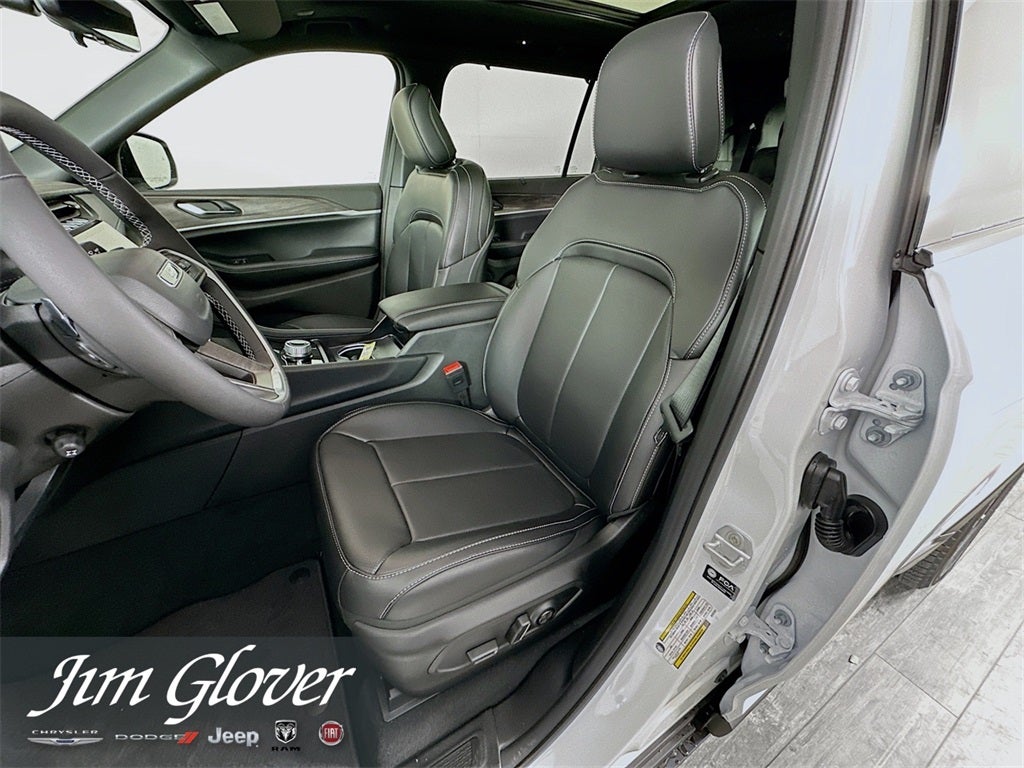 2025 Jeep Grand Cherokee L GRAND CHEROKEE L LIMITED 4X4