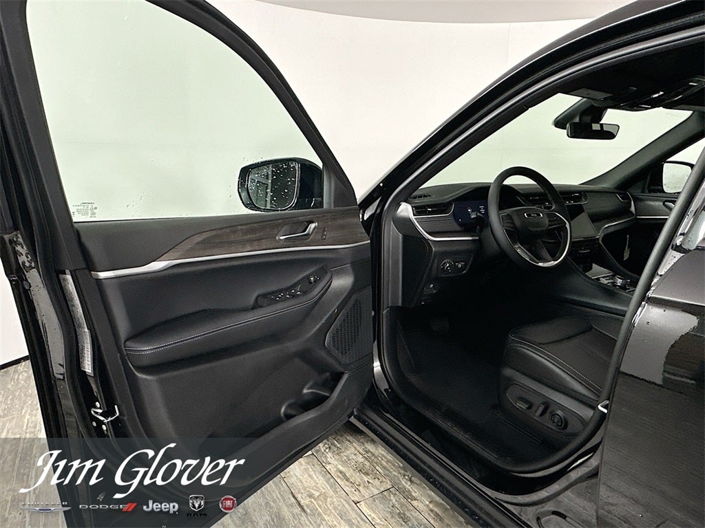 2025 Jeep Grand Cherokee L GRAND CHEROKEE L LIMITED 4X4