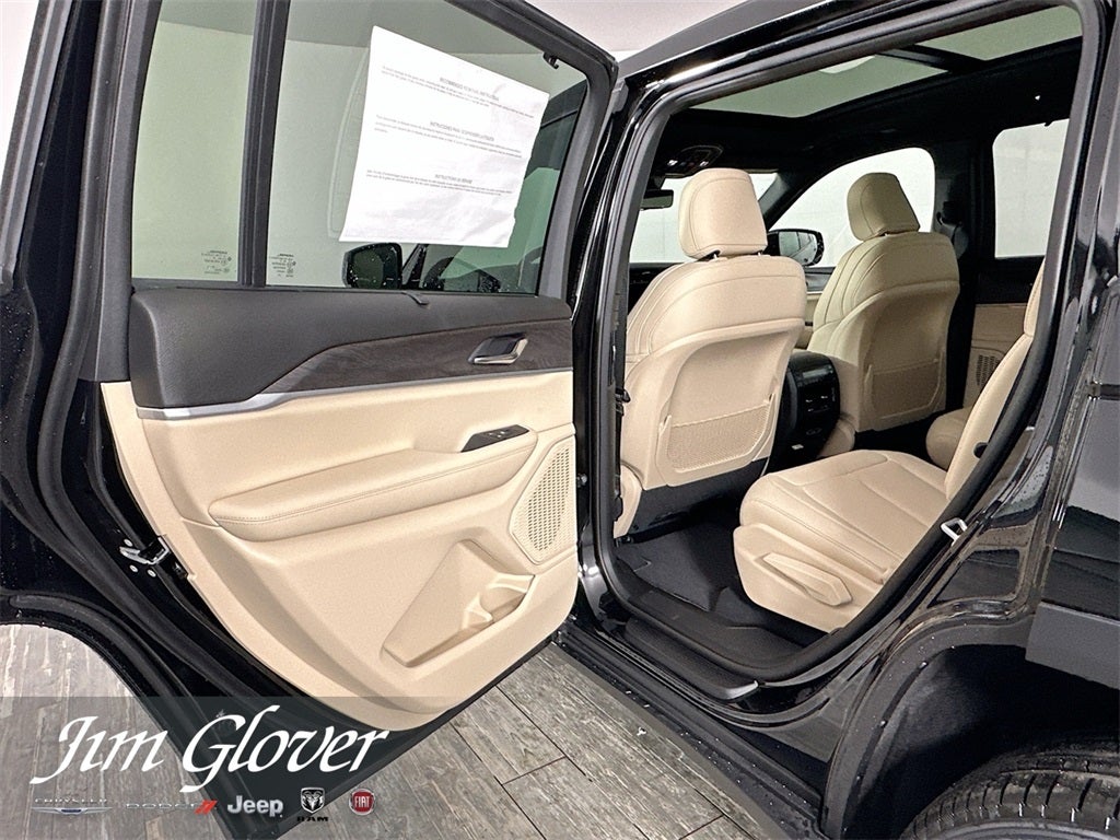 2025 Jeep Grand Cherokee L GRAND CHEROKEE L LIMITED 4X4