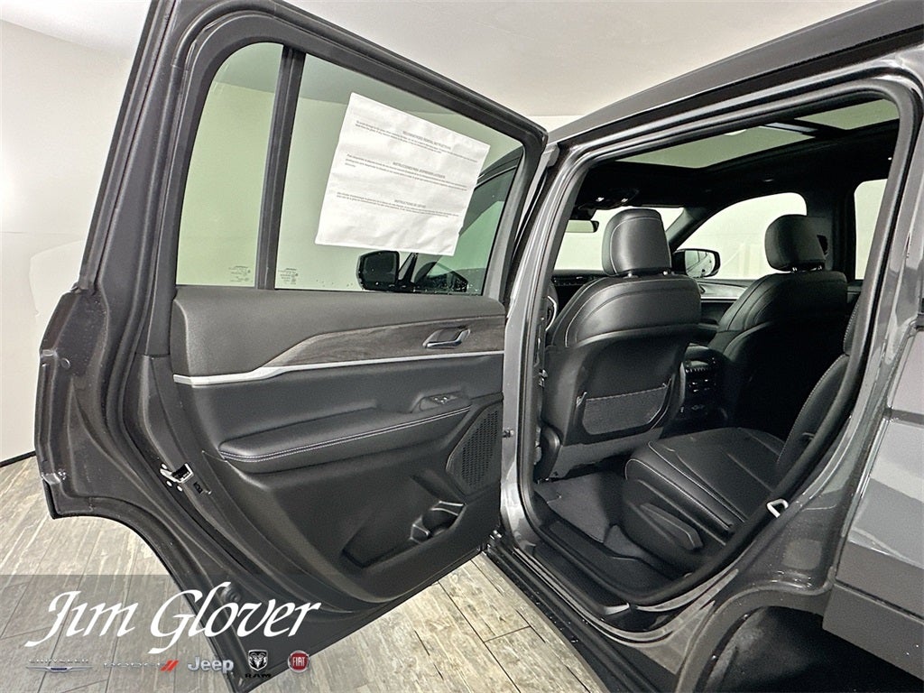 2025 Jeep Grand Cherokee L GRAND CHEROKEE L LIMITED 4X4