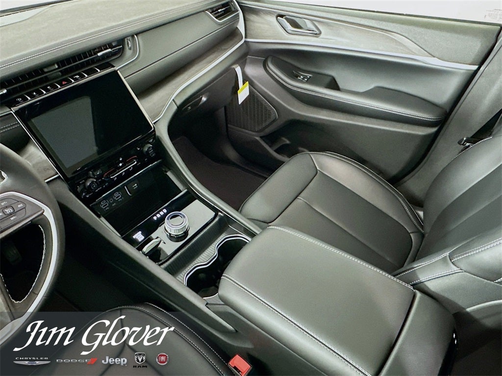 2025 Jeep Grand Cherokee L GRAND CHEROKEE L LIMITED 4X4