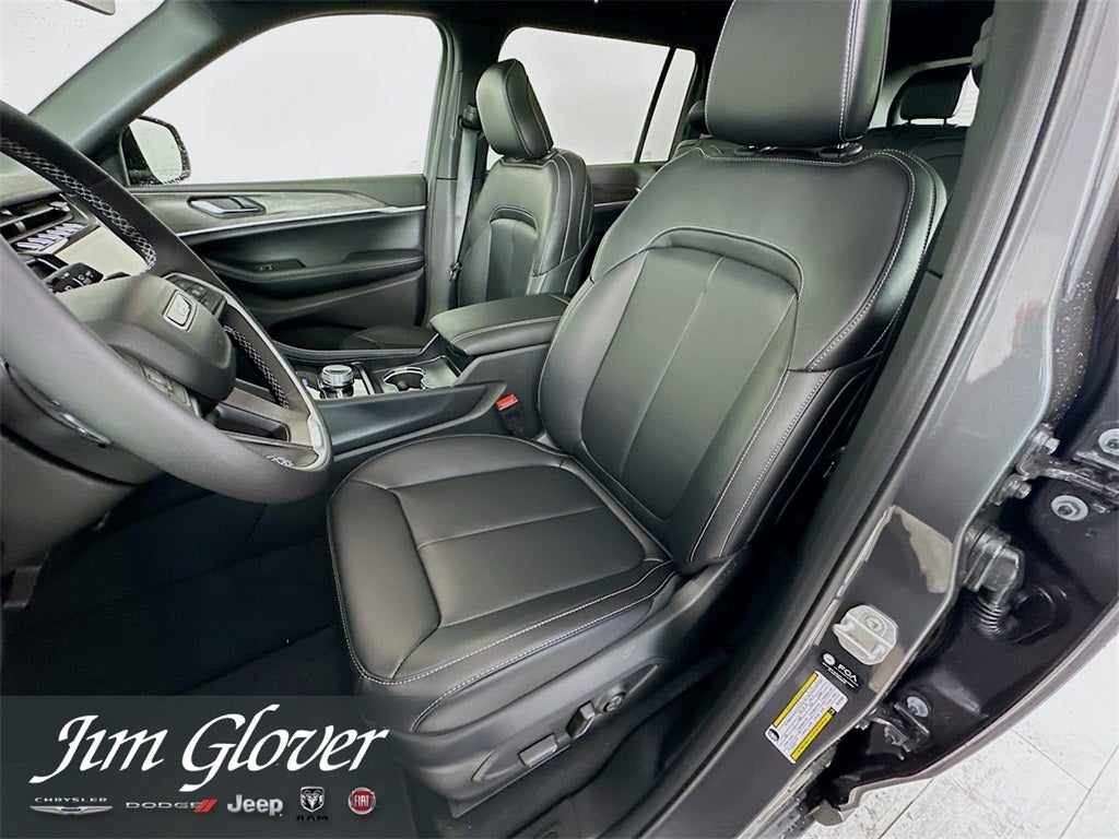 2025 Jeep Grand Cherokee L GRAND CHEROKEE L LIMITED 4X4