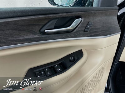 2025 Jeep Grand Cherokee L GRAND CHEROKEE L LIMITED 4X4