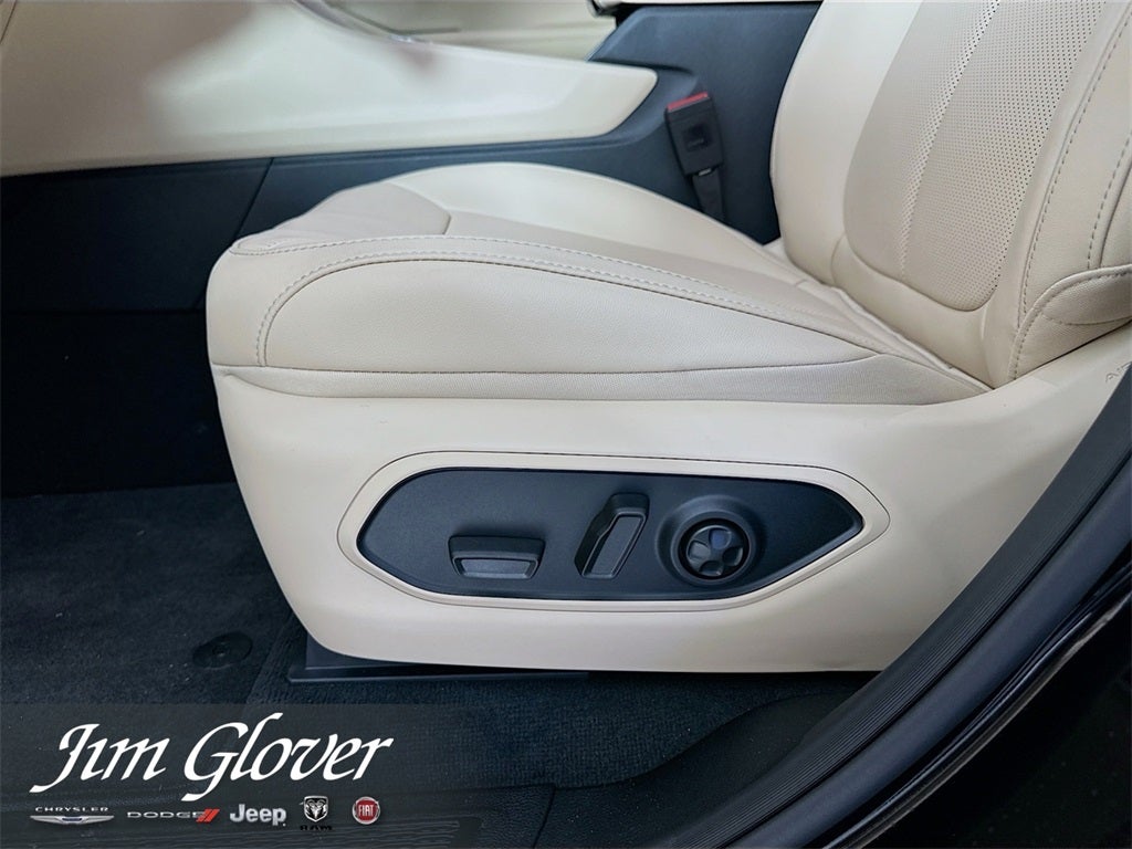 2025 Jeep Grand Cherokee L GRAND CHEROKEE L LIMITED 4X4