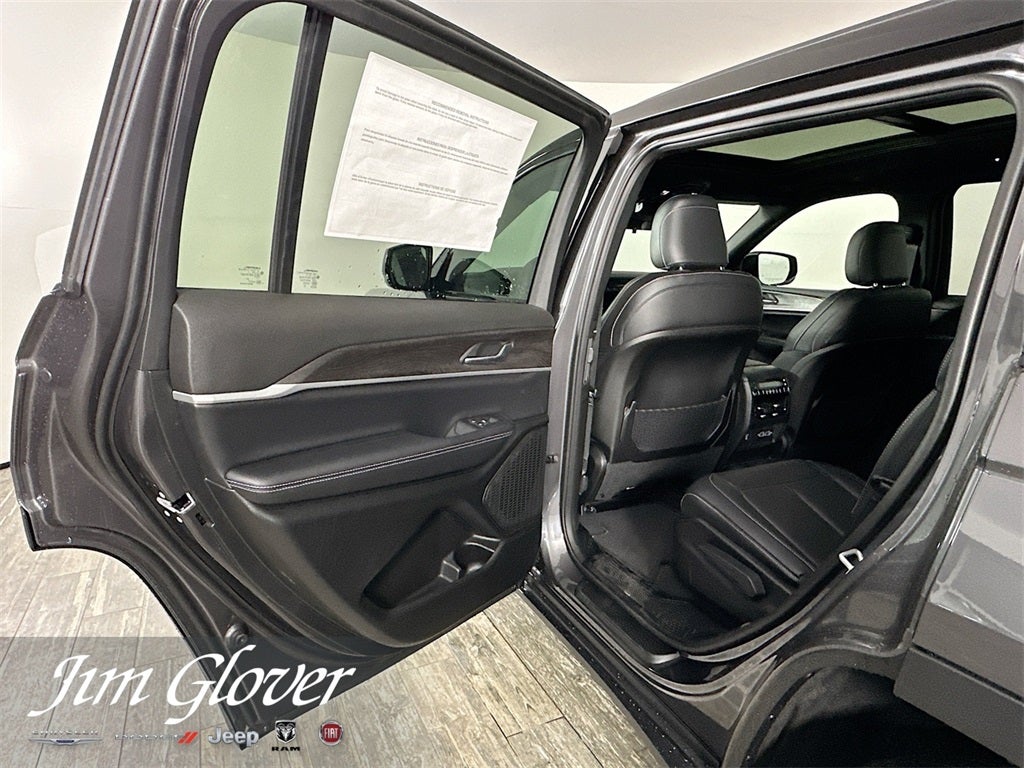 2025 Jeep Grand Cherokee L GRAND CHEROKEE L LIMITED 4X4