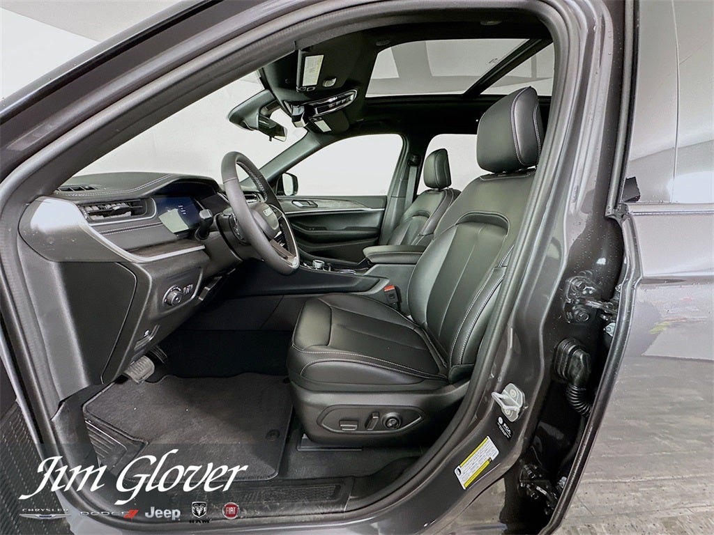 2025 Jeep Grand Cherokee L GRAND CHEROKEE L LIMITED 4X4