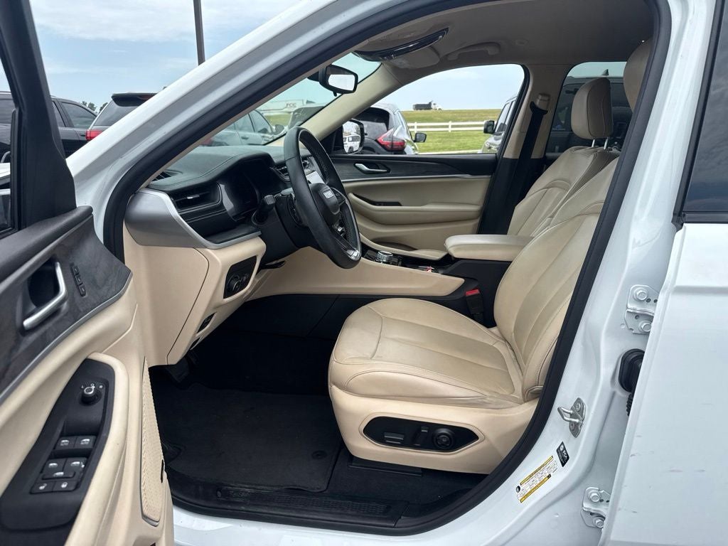 2022 Jeep Grand Cherokee L Limited 4x4