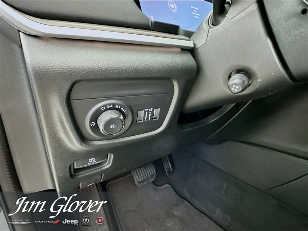 2025 Jeep Grand Cherokee L GRAND CHEROKEE L LIMITED 4X4