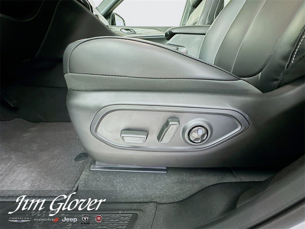 2025 Jeep Grand Cherokee L GRAND CHEROKEE L LIMITED 4X4