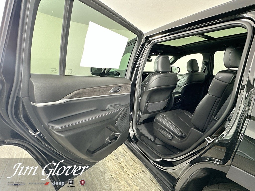 2025 Jeep Grand Cherokee L GRAND CHEROKEE L LIMITED 4X4