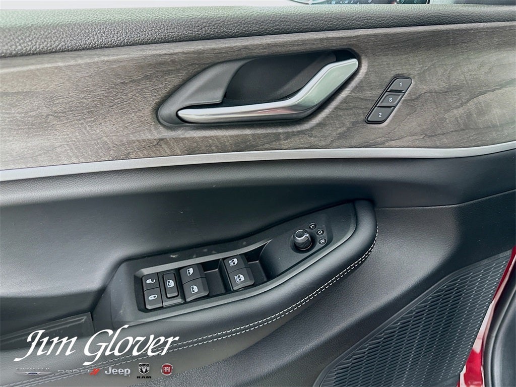 2025 Jeep Grand Cherokee L GRAND CHEROKEE L LIMITED 4X4