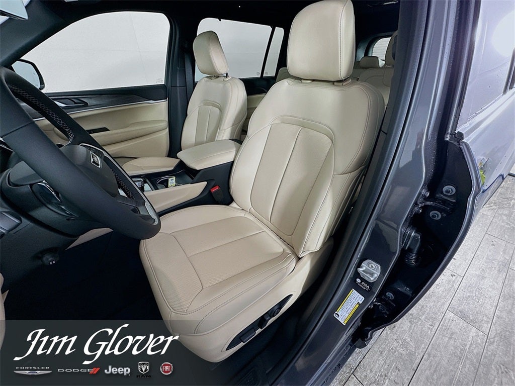 2025 Jeep Grand Cherokee L GRAND CHEROKEE L LIMITED 4X4