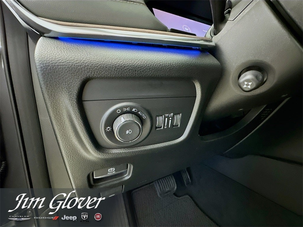 2025 Jeep Grand Cherokee L GRAND CHEROKEE L SUMMIT 4X4