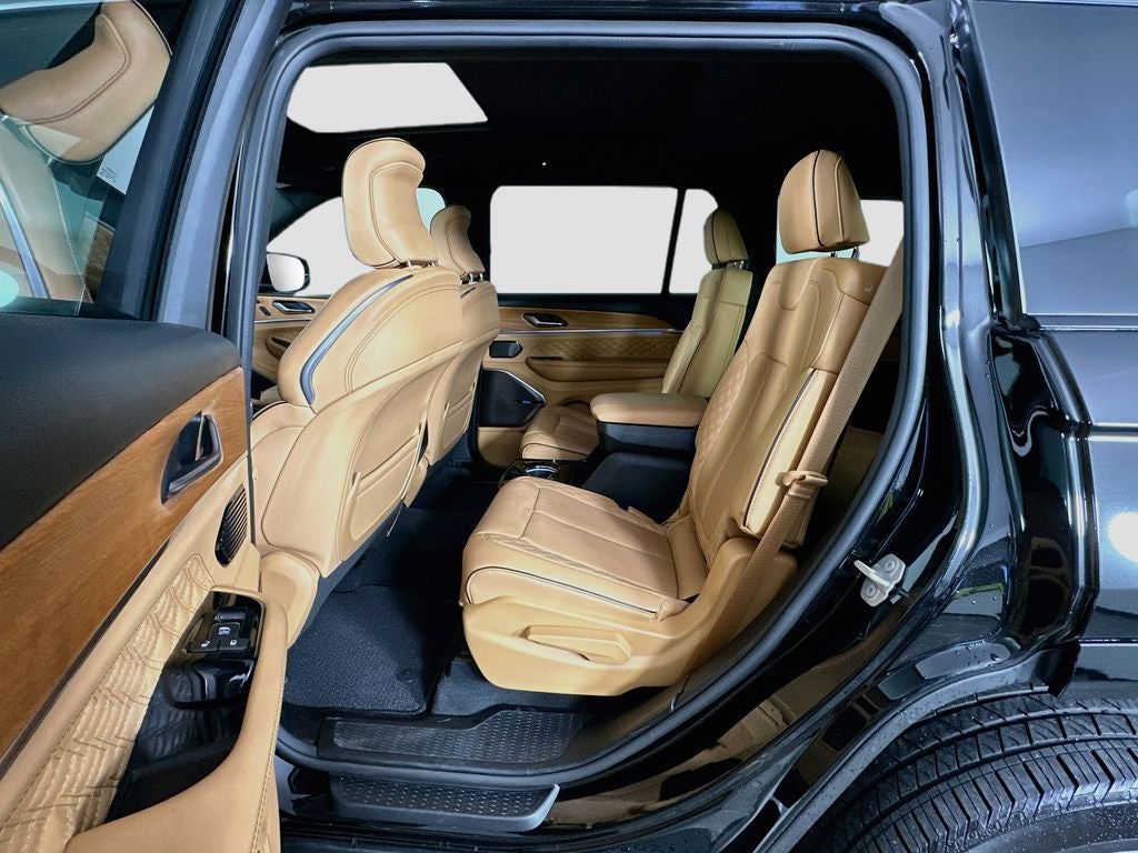 2024 Jeep Grand Cherokee L Summit Reserve 4x4