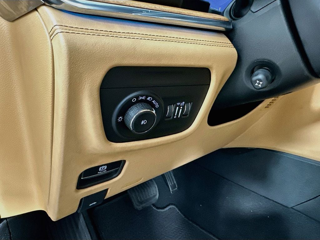 2024 Jeep Grand Cherokee L Summit Reserve 4x4