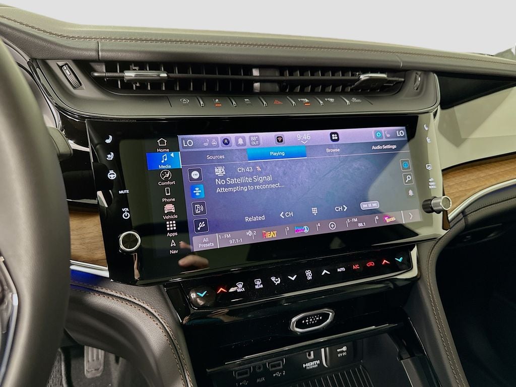 2026 Jeep Grand Cherokee L GRAND CHEROKEE L SUMMIT 4X4