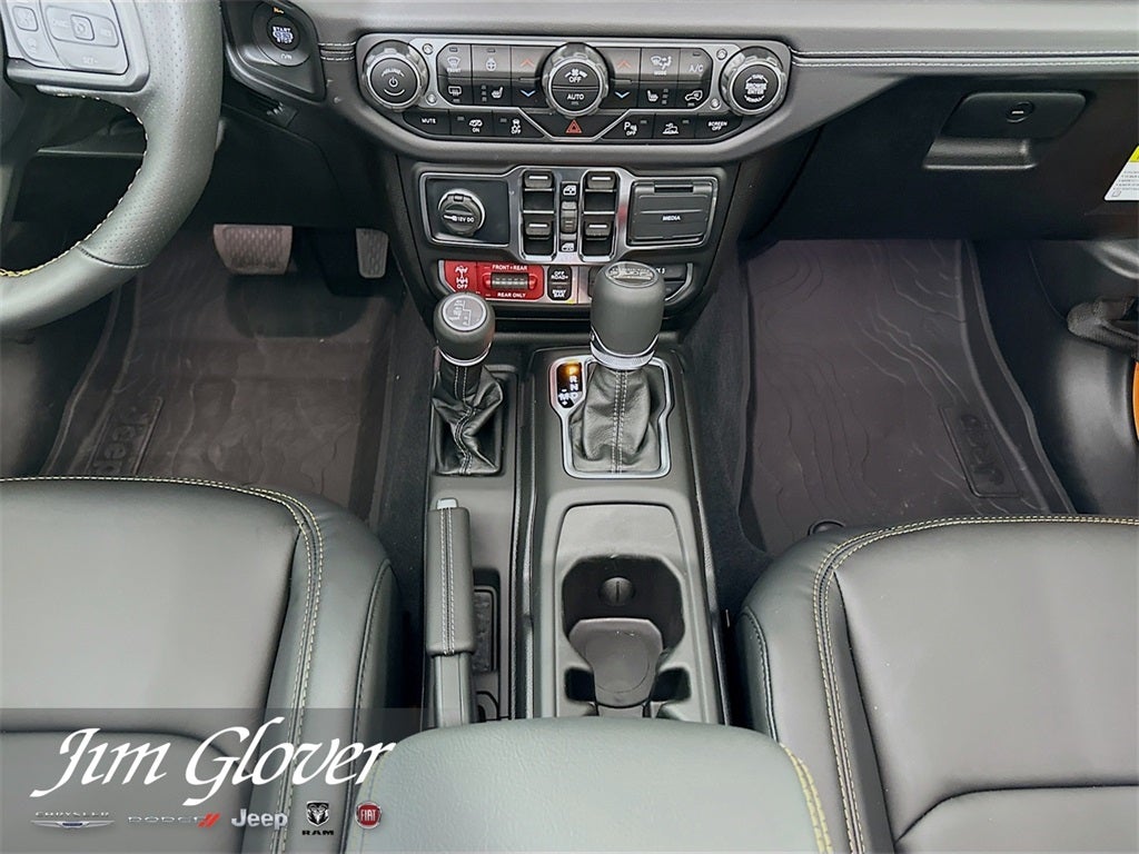 2025 Jeep Wrangler WRANGLER 4-DOOR RUBICON 392