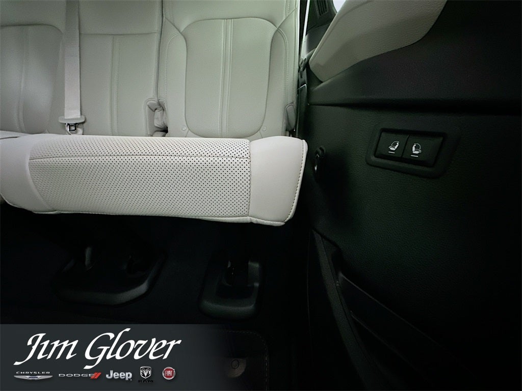 2025 Jeep Wagoneer L WAGONEER L SERIES III 4X4