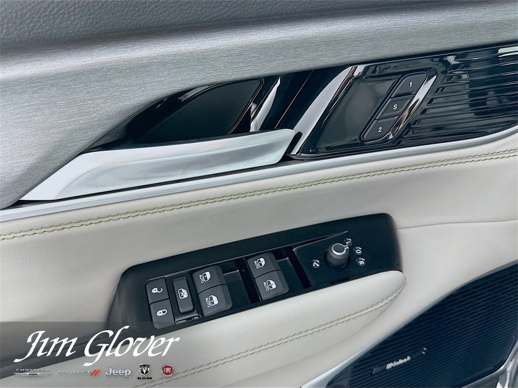 2025 Jeep Wagoneer L WAGONEER L SERIES III 4X4