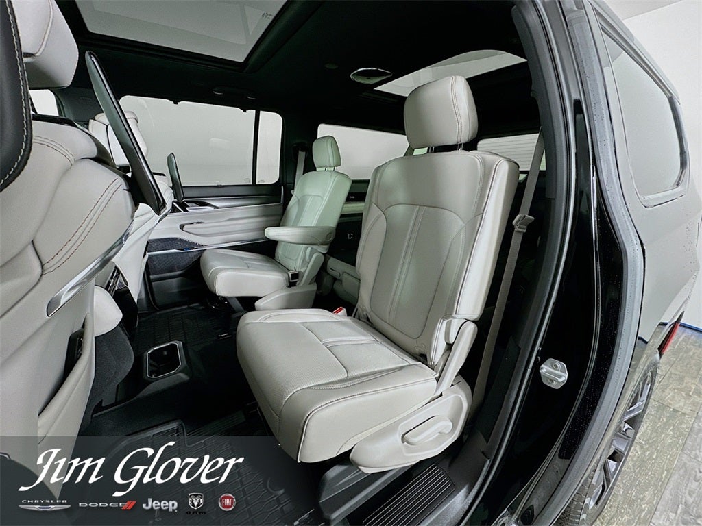 2026 Jeep Grand Wagoneer L GRAND WAGONEER L SUMMIT OBSIDIAN 4X4