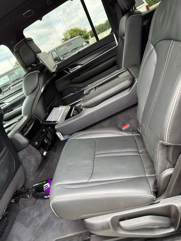 2024 Jeep Grand Wagoneer L Series II 4x4