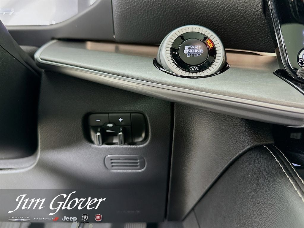 2026 Jeep Grand Wagoneer GRAND WAGONEER UPLAND 4X4